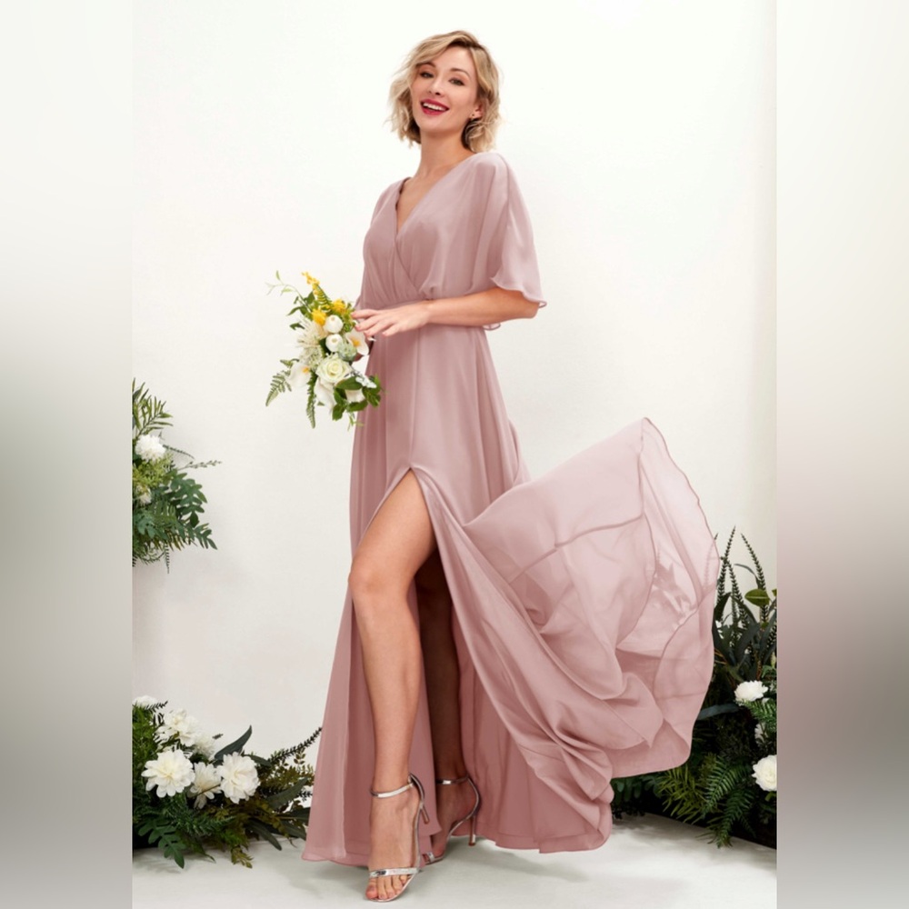 Dusty Rose Long Bridesmaid Dress w/ flowy short sleeves (NEW, never worn)